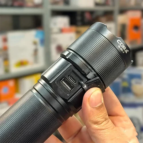 چراغ قوه شارژی زومدار کوبا COBA مدل CB-B52-2