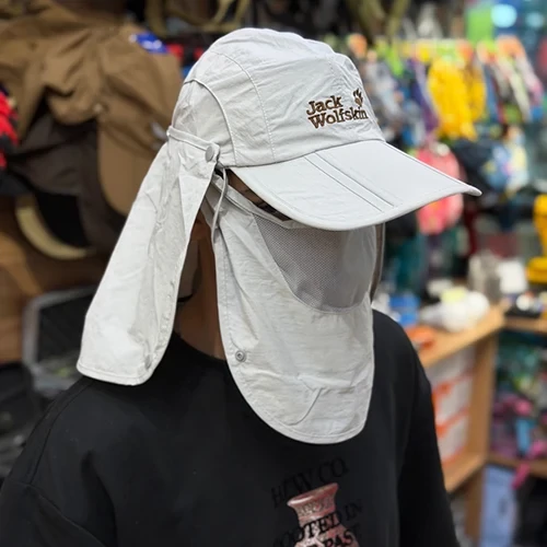 کلاه سه تکه تابستانه جک ولف اسکین JACK WOLFSKIN (درجه یک)