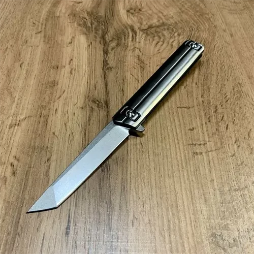 چاقو تاشوی جیبی تانتو Tanto مدل D2