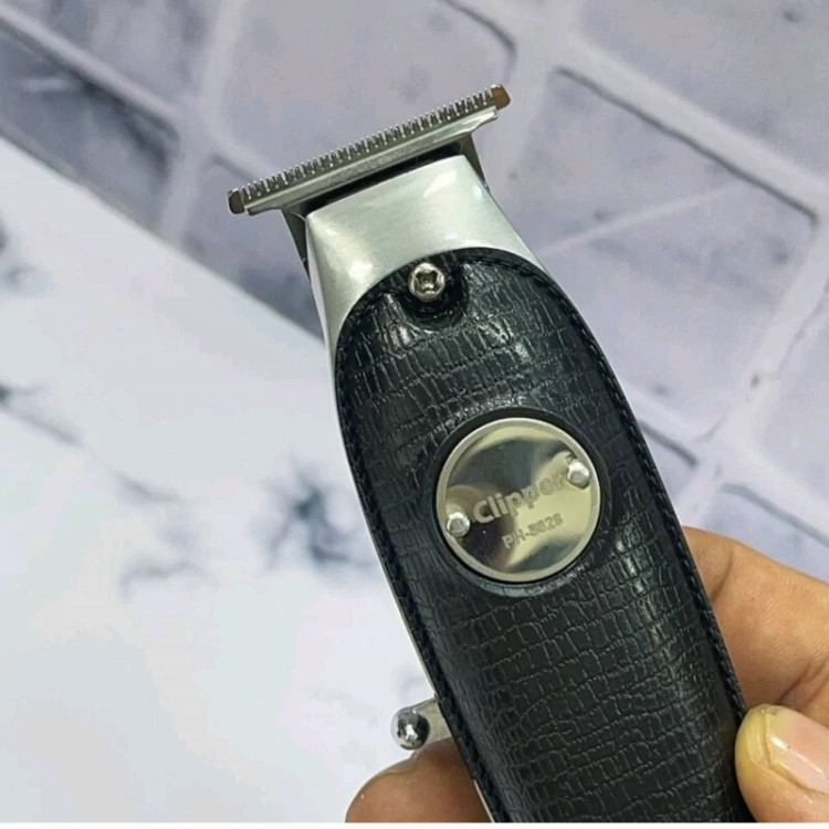 ماشین اصلاح خط زن حرفه ای فیلیپس مدل PH-5028
