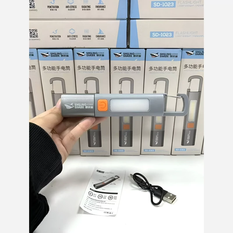 چراغ قوه شارژی اسمایلینگ شارک مدل SD-1023XPE