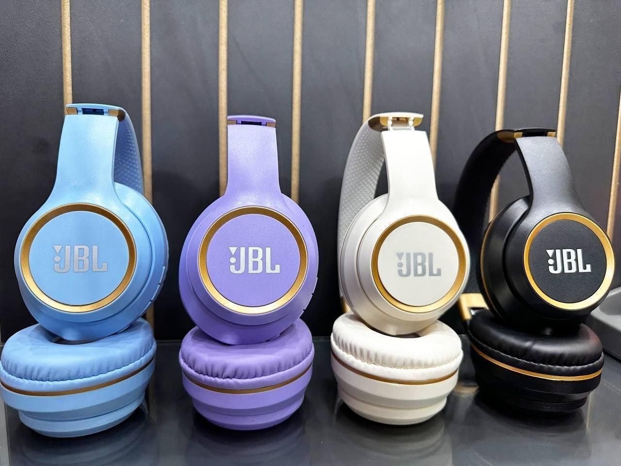 هدفون jbl مدل M8BT