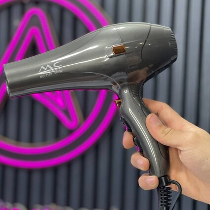 سشوار حرفه ای مارک mac stylerموتور سنگین AC اورجینال
