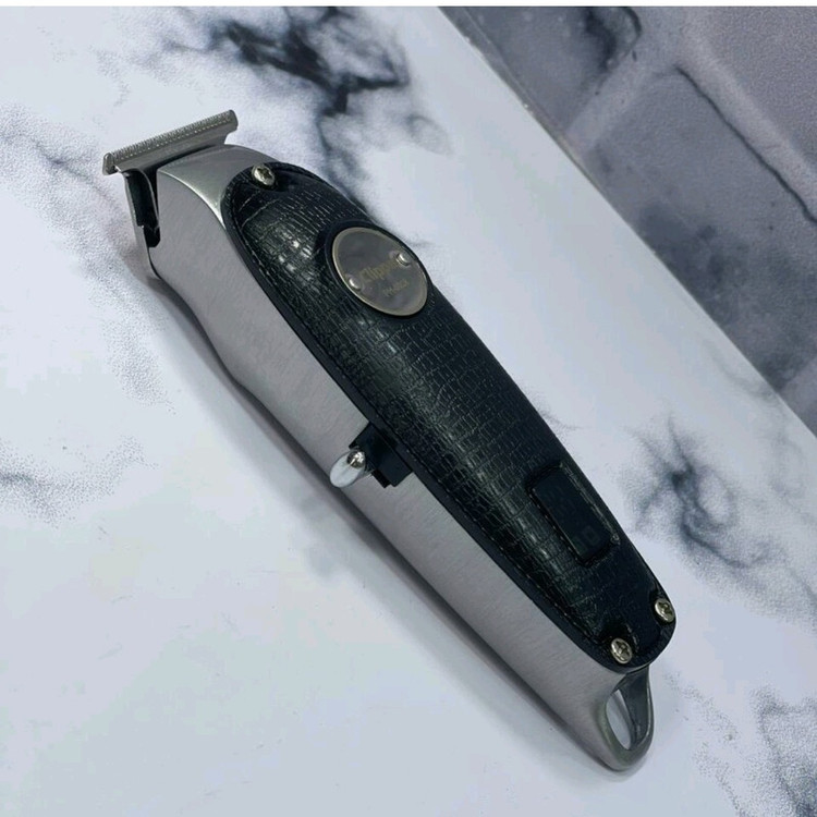 ماشین اصلاح خط زن حرفه ای فیلیپس مدل PH-5028