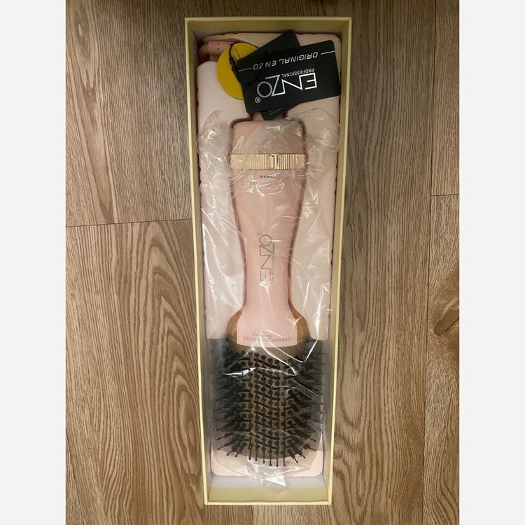 سشوار برسی حالت دهنده 1500وات انزو 6902