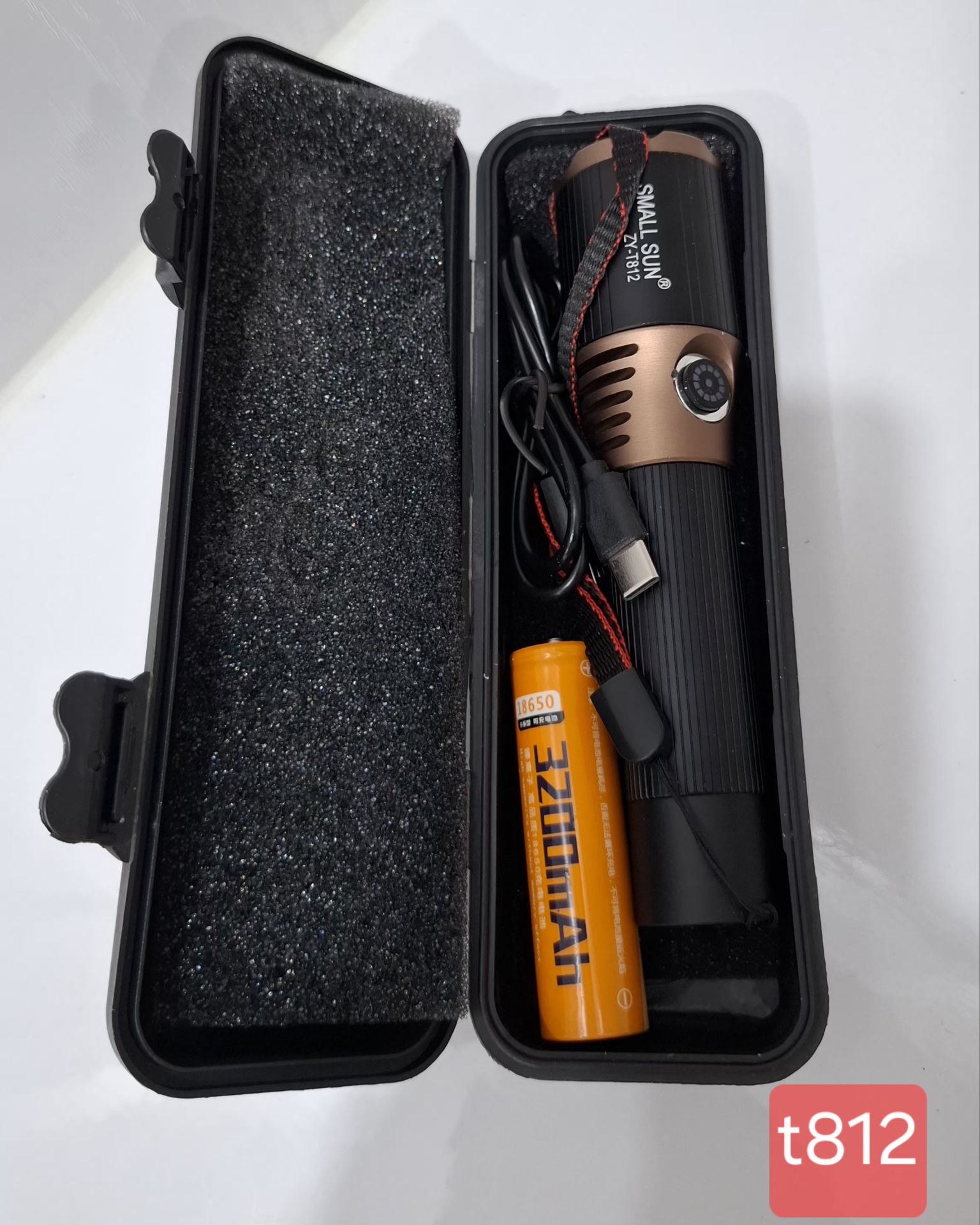چراغ قوه اسمال سان مدل t812 فوق العاده نوردهی