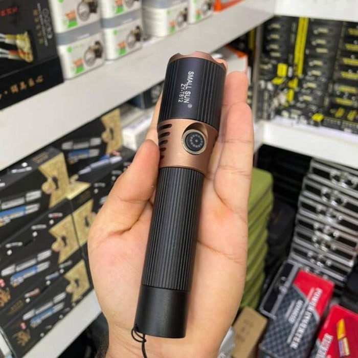 چراغ قوه اسمال سان مدل T812