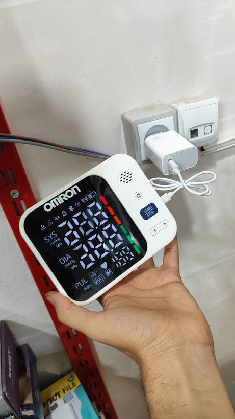 فشار سنج امرون مدل OMRON MG-2027 فوق با کیفیت