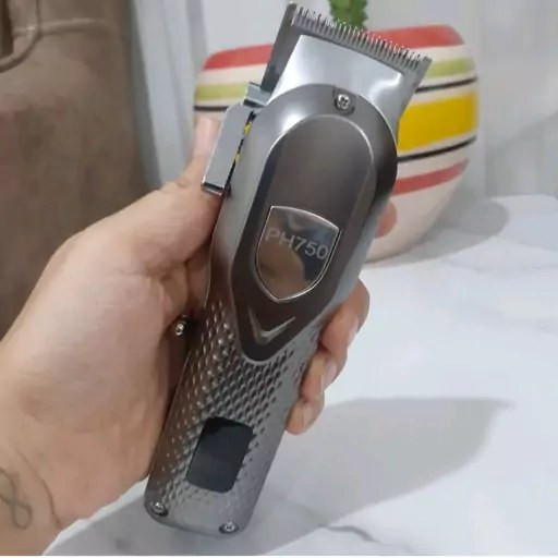 ماشین اصلاح حجم زن و خط زن سر صورت بدن فلیپس PHILIPS750