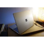 لپ تاپ سرفیس لپ تاپ گو 1 با پردازنده Core i5 رم 16 گیگ حافظه 256 گیگ 12.4 اینچ